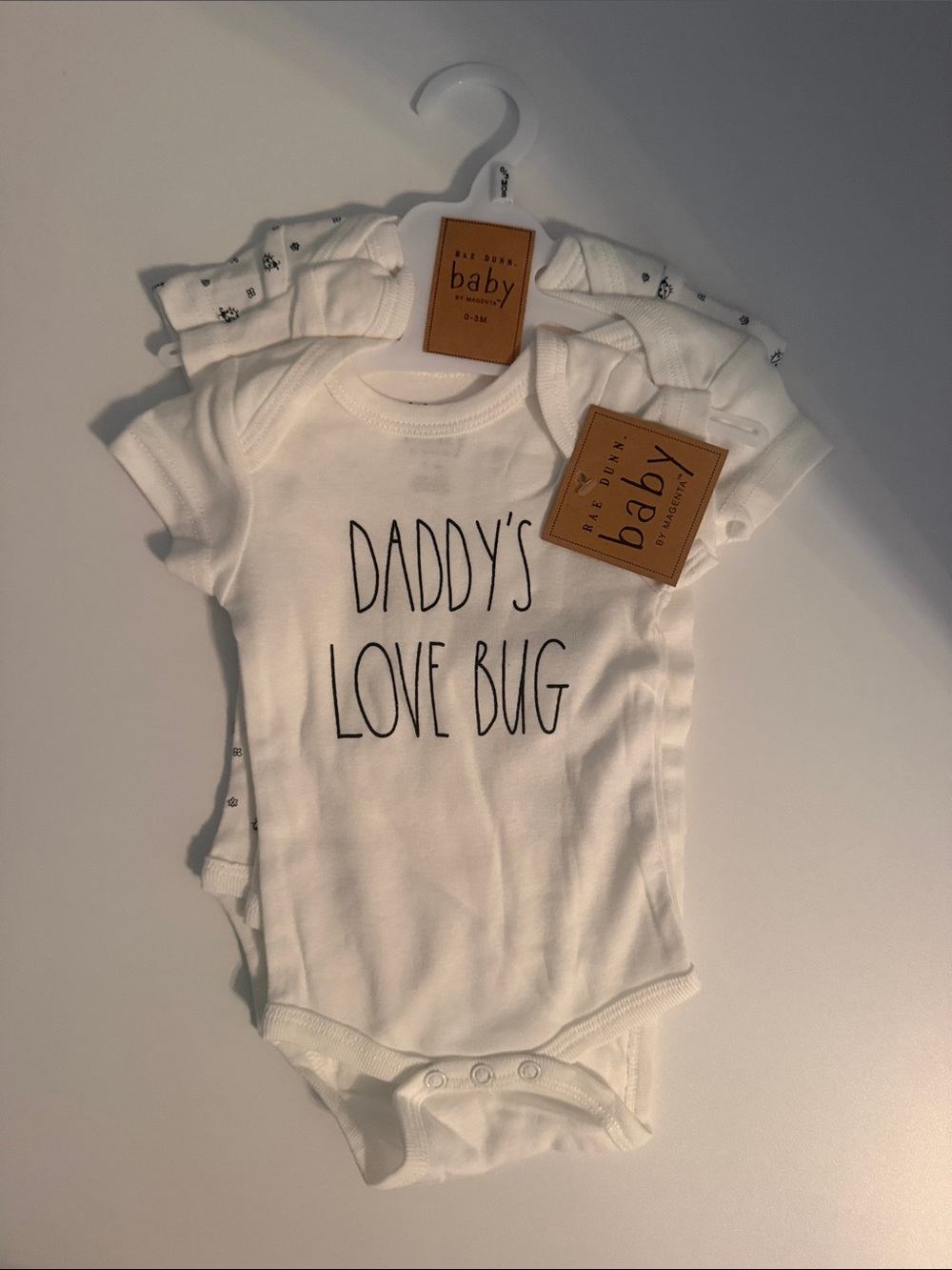 3 pack Rae Dunn White Baby One-Piece Bodysuit - "Daddy's Love Bug"